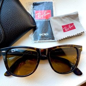 Polarized Ray Ban Wayfarers - Tortoise Shell + Case